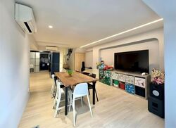 Blk 122 Hougang Avenue 1 (Hougang), HDB Executive #568786071